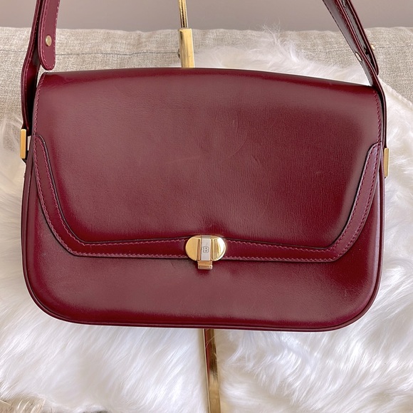 PRISTINE Bally - Vintage Bordeaux Leather Convertible Crossbody - Picture 2 of 12